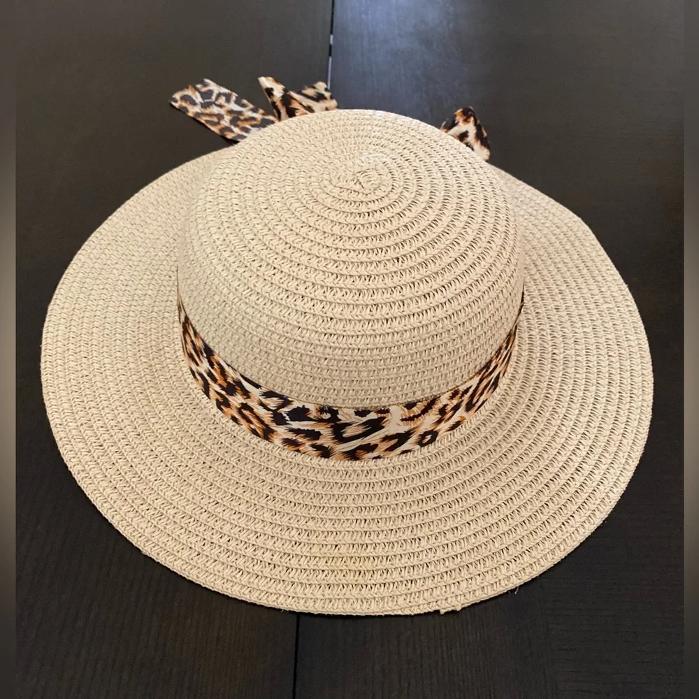 Toddler Girl Sun Hat. - Picture 3 of 4